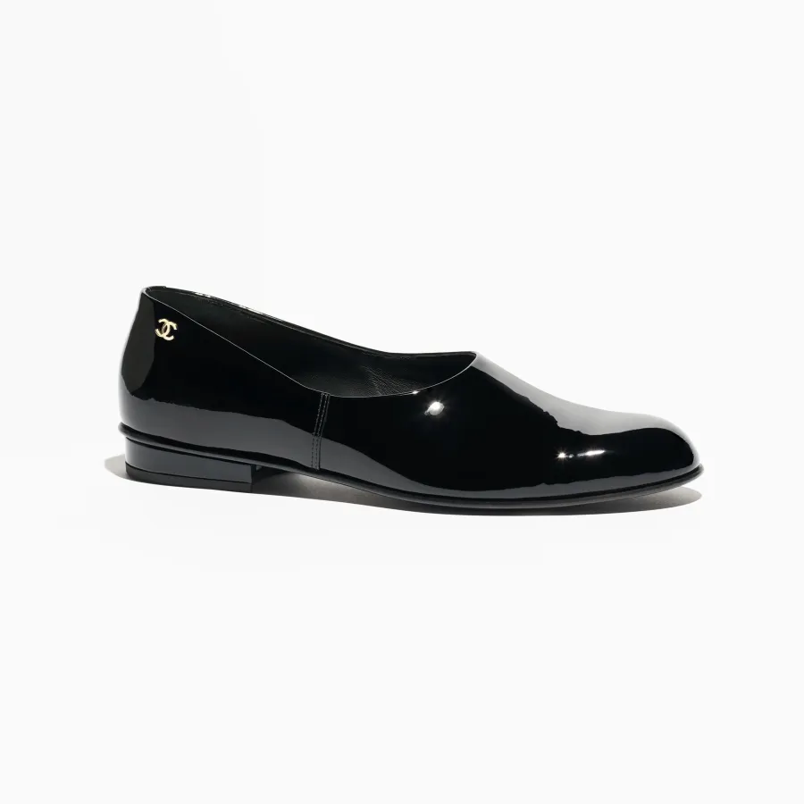 Chanel Black calf patent leather Loafers