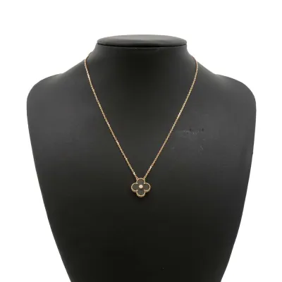 Van Cleef & Arpels Vintage Alhambra 1PD Necklace 2023 Holiday Collection