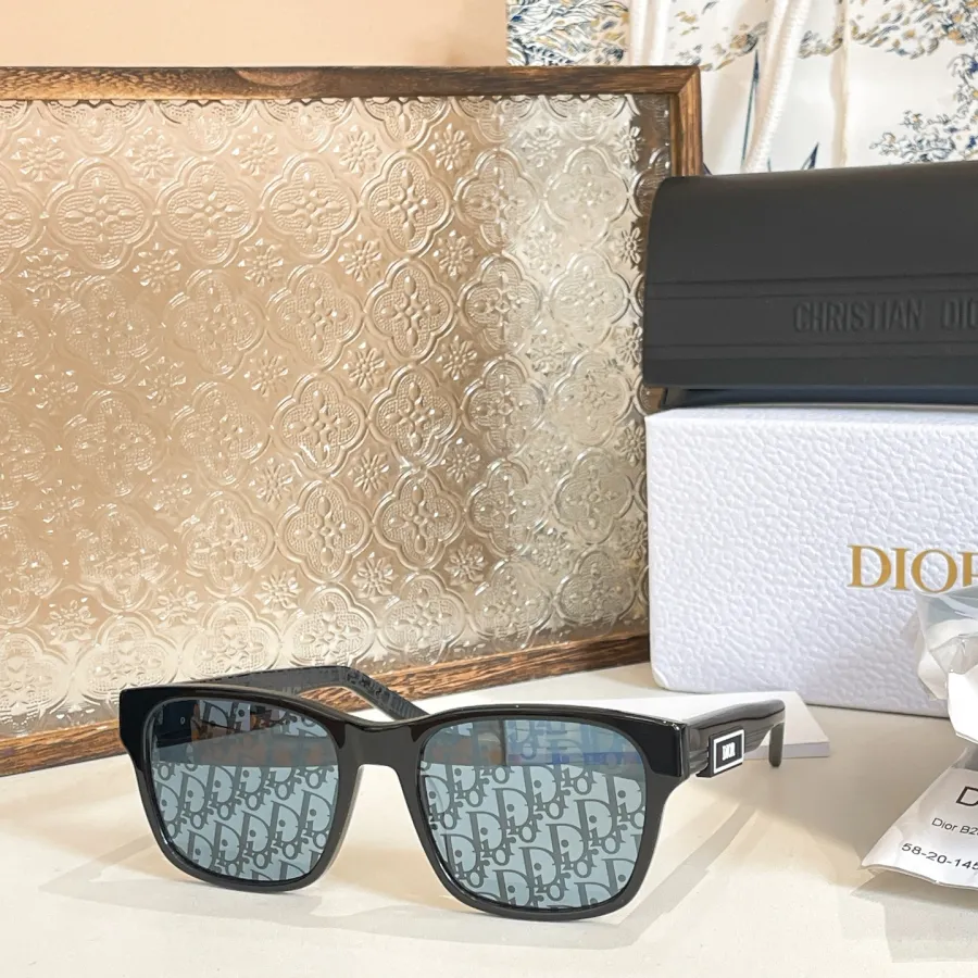DIOR wayfarer glasses black color with dior logo print Size 58口20-145