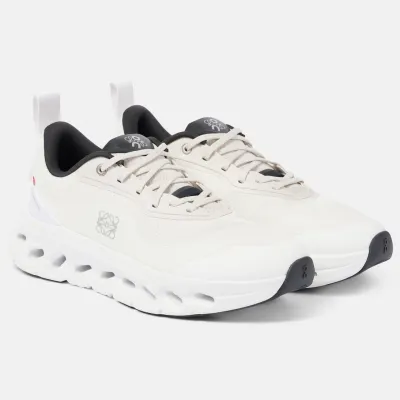 LOEWE White sneakers