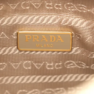 Prada Mini Effect Crochet Re-Edition 2000 Shoulder Bag Naturale Yarn Raffia Gold Hardware