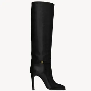 Yves Saint Laurent Black leather boots