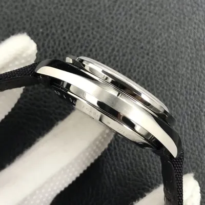 OMEGA-Speedmaster-ref.311.32.42.30.04.003-42mm