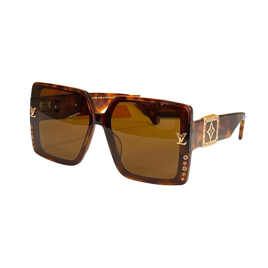 Louis Vuitton square frame glasses red gold/green gold/black gold/black white/white gold/leopard gold color Size 67口14-142