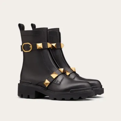 VALENTINO ROMAN STUD Calf leather ankle boots with same colour rivets (heel height: 4cm)