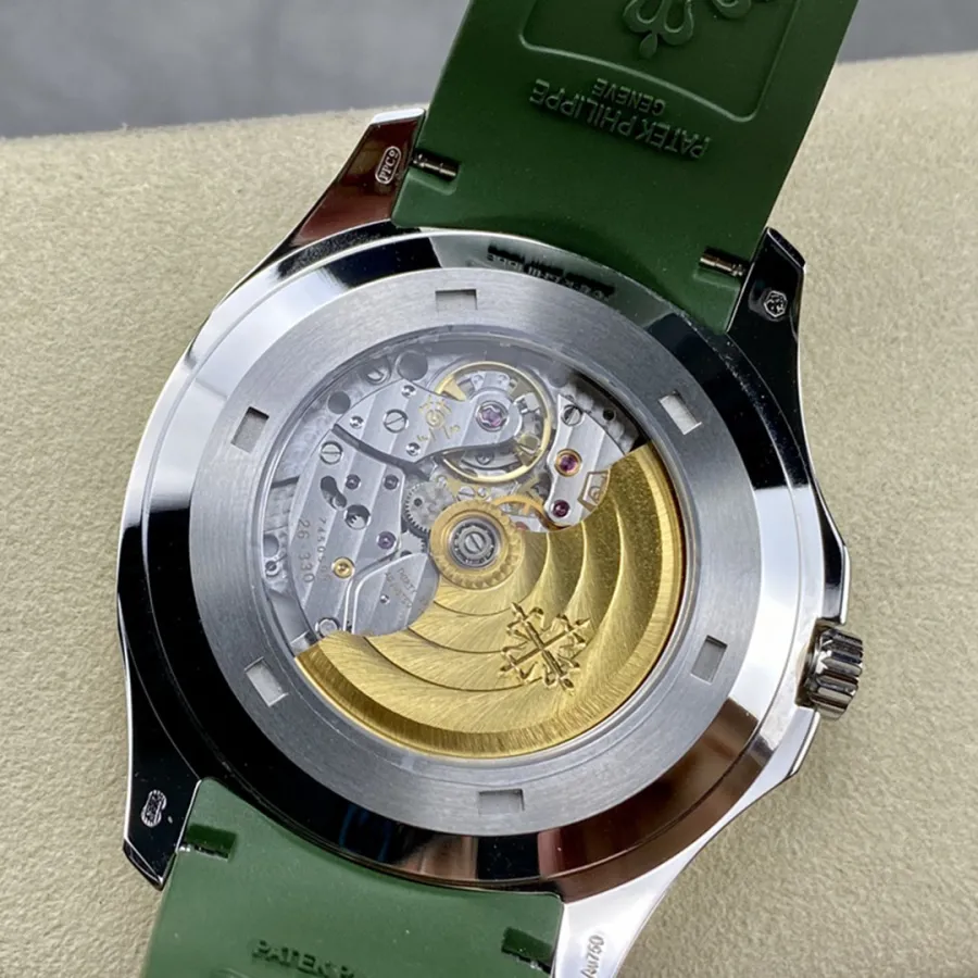 PATEK PHILIPPE-AQUANAUT-ref.5168G-010-42.2MM