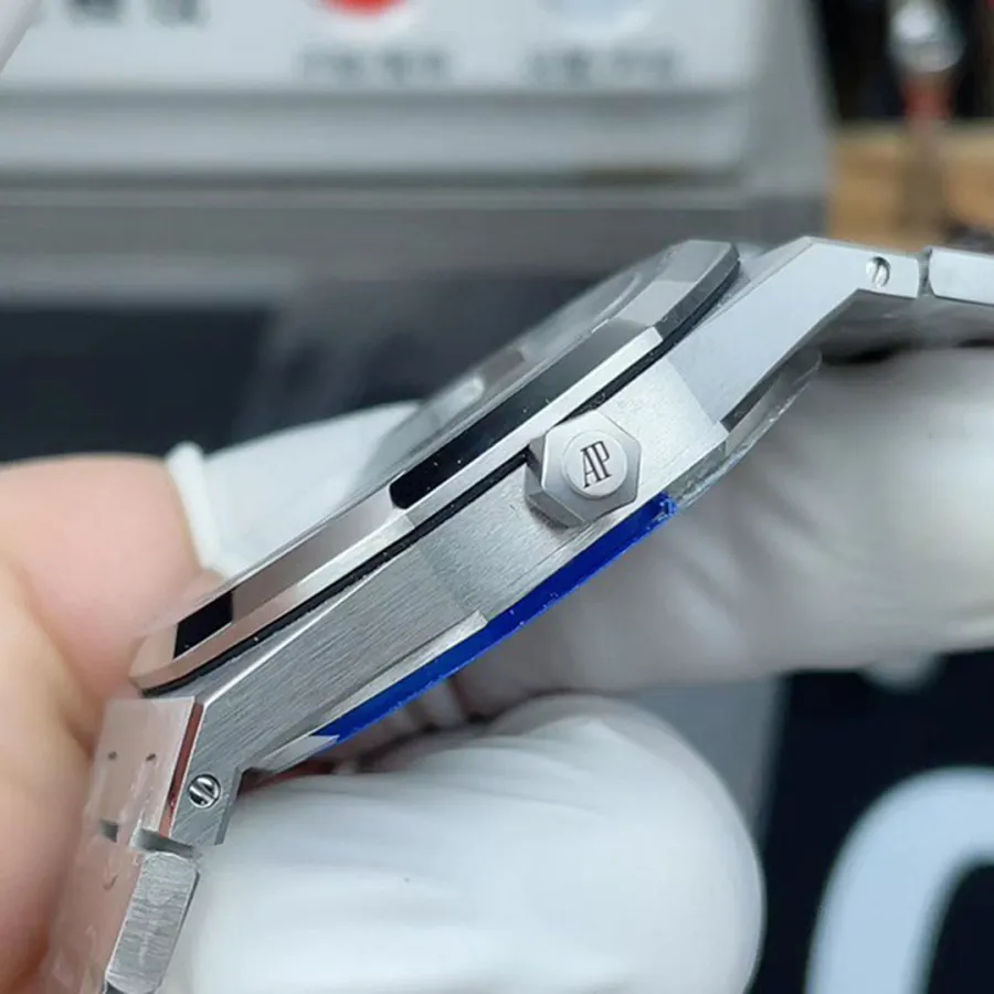 AUDEMARS PIGUET-ROYAL OAK-REF.15202ST.OO.1240ST.01-39MM