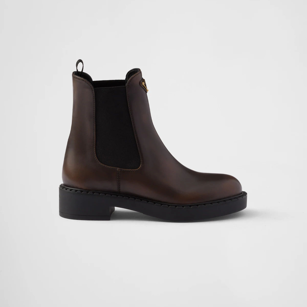 PRADA Botas Chelsea de couro marrom escuro