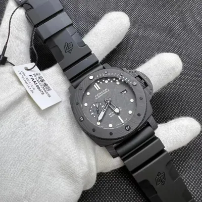 PANERAI-SUBMERSIBLE-PAM00979-47MM