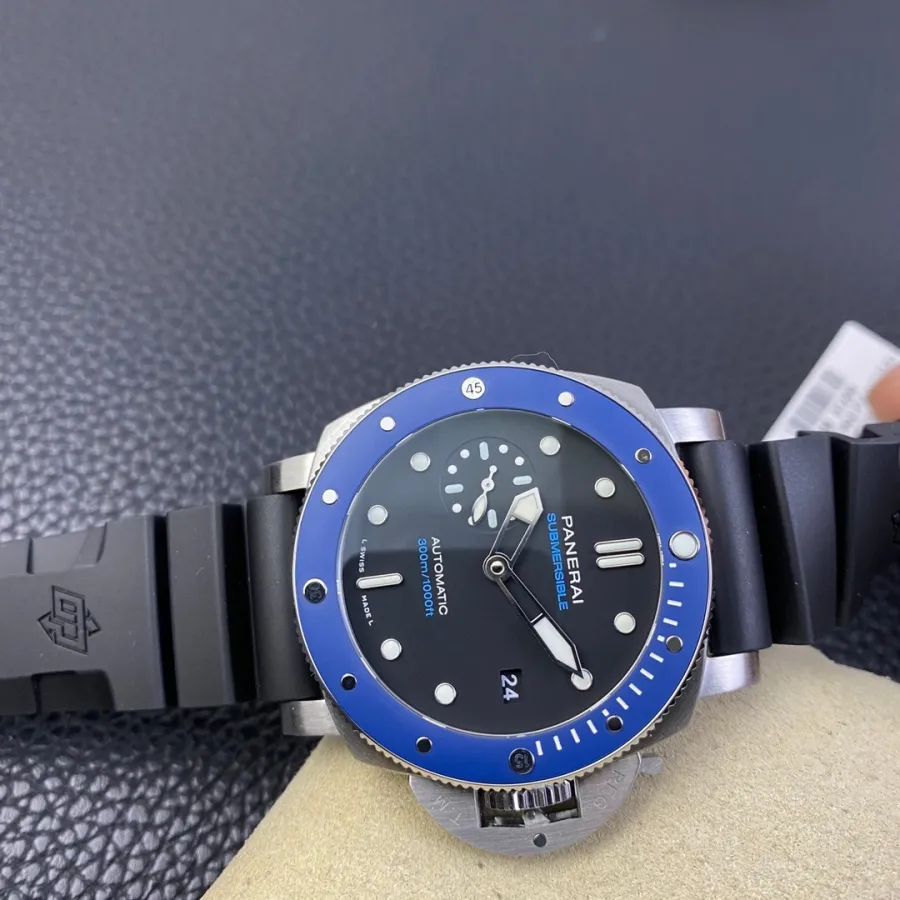 PANERAI-SUBMERSIBLE-PAM01209-42MM