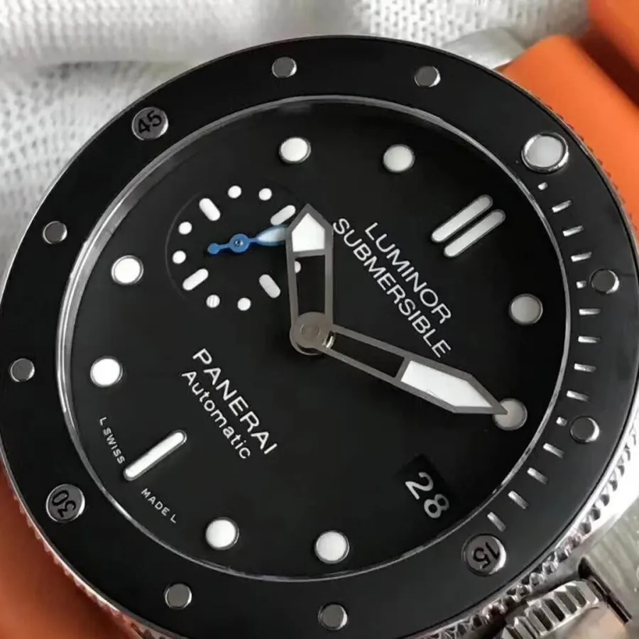 PANERAI-SUBMERSIBLE-PAM01389-47mm
