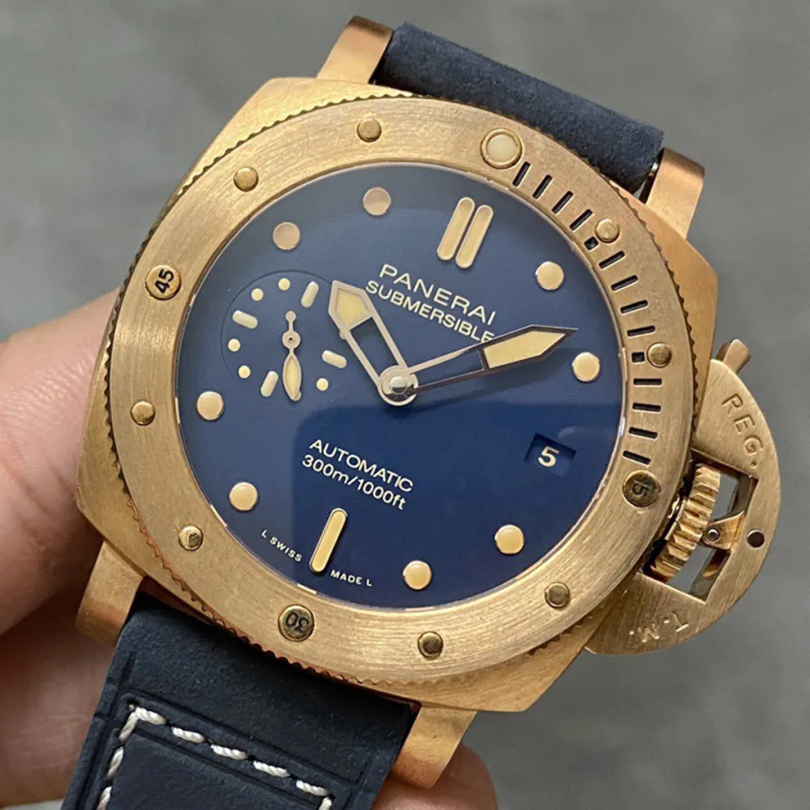 PANERAI-SUBMERSIBLE-PAM01074-42MM