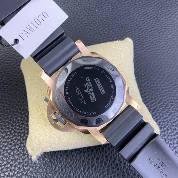 PANERAI-SUBMERSIBLE-PAM01070-44mm - Image 8