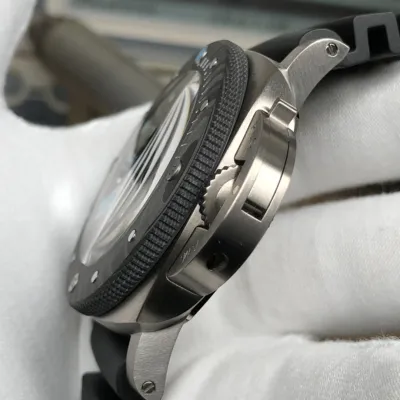 PANERAI-SUBMERSIBLE-PAM00799-47MM