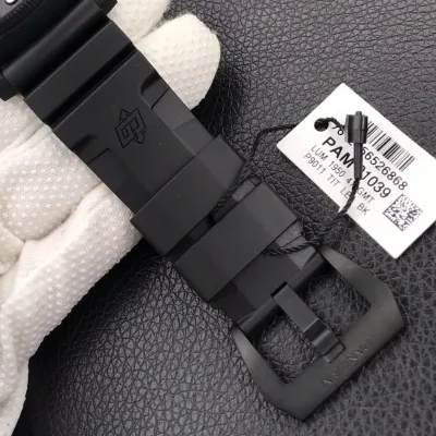 PANERAI-SUBMERSIBLE-PAM01039-47MM