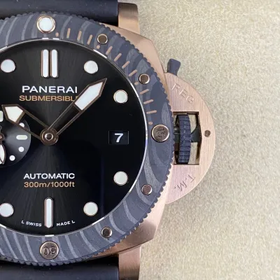 PANERAI-SUBMERSIBLE-PAM01070-44mm