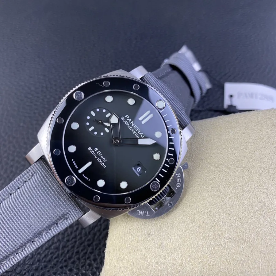 PANERAI-SUBMERSIBLE-PAM01288-44mm