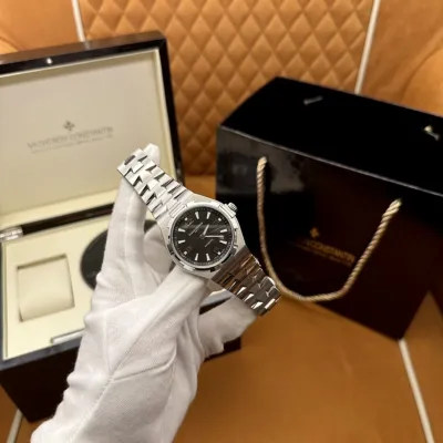 VACHERON CONSTANTIN-OVERSEAS-47040B01A-9094-41mm