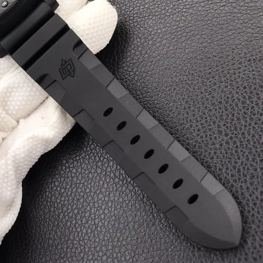 PANERAI-SUBMERSIBLE-PAM01039-47MM