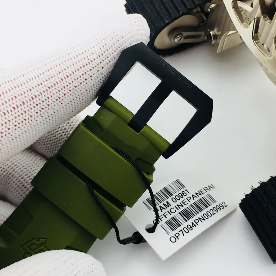 PANERAI-SUBMERSIBLE-PAM00961-45MM