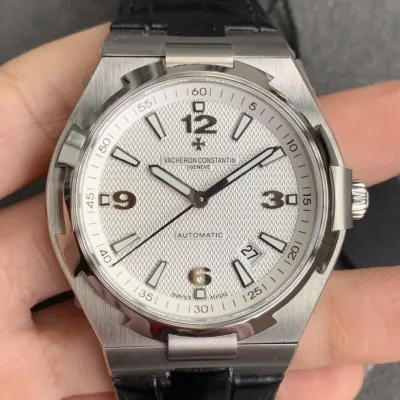 VACHERON CONSTANTIN-OVERSEAS-47040B01A-9093-41mm