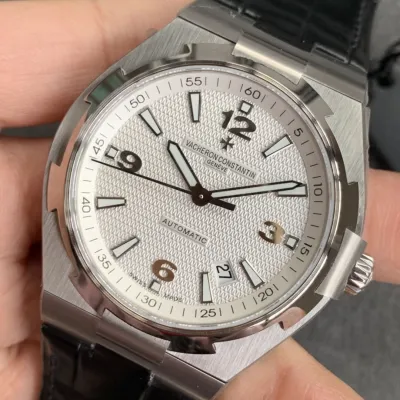 VACHERON CONSTANTIN-OVERSEAS-47040B01A-9093-41mm