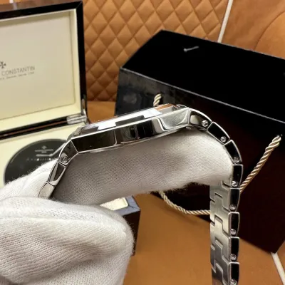 VACHERON CONSTANTIN-OVERSEAS-47040B01A-9094-41mm