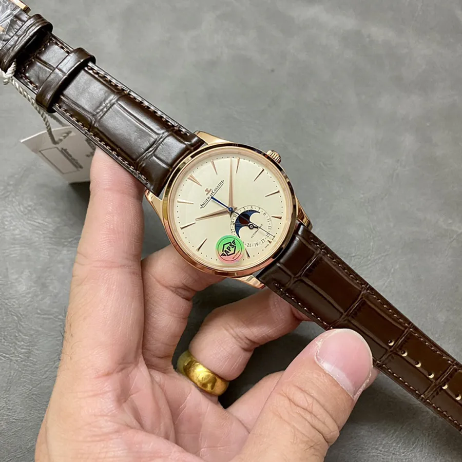 JAEGER LECOULTRE-MASTER-ref.1362520-39mm