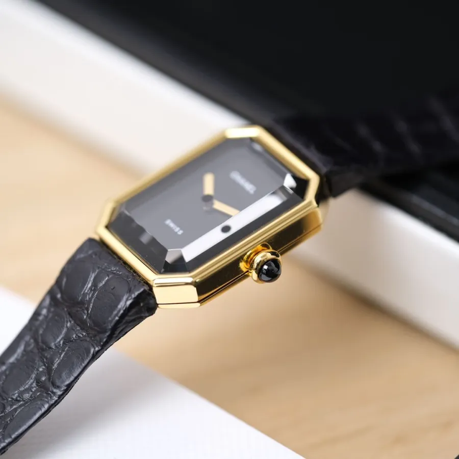 CHANEL-Première Watch