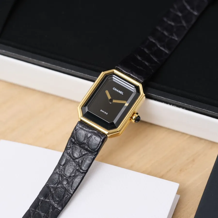 CHANEL-Première Watch