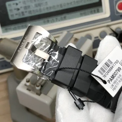 PANERAI-SUBMERSIBLE-PAM00799-47MM