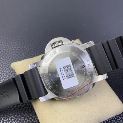 PANERAI-SUBMERSIBLE-PAM01209-42MM