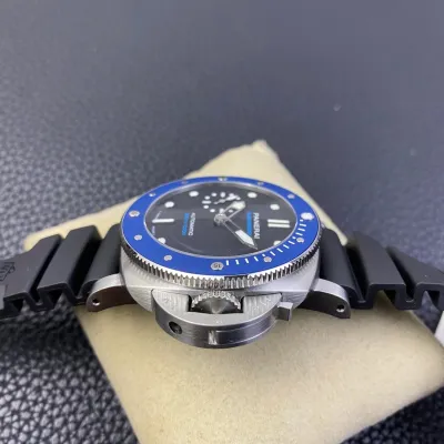 PANERAI-SUBMERSIBLE-PAM01209-42MM