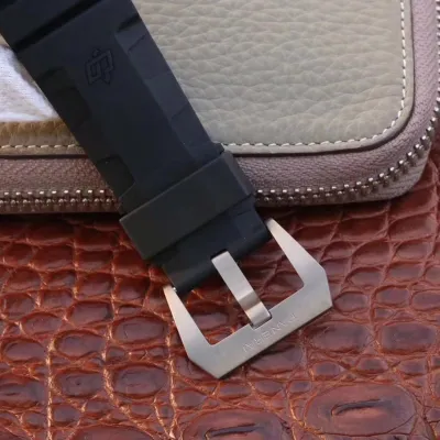 PANERAI-SUBMERSIBLE-PAM00571-47MM