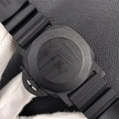 PANERAI-SUBMERSIBLE-PAM01039-47MM