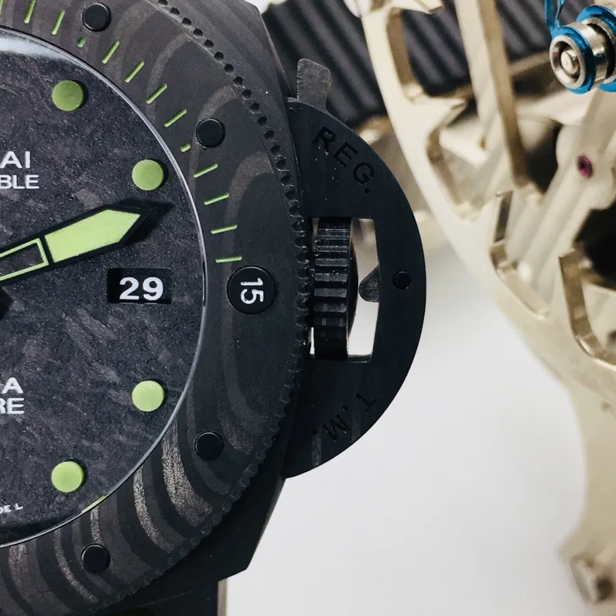 PANERAI-SUBMERSIBLE-PAM00961-45MM