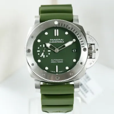 PANERAI-SUBMERSIBLE-PAM1055-42MM