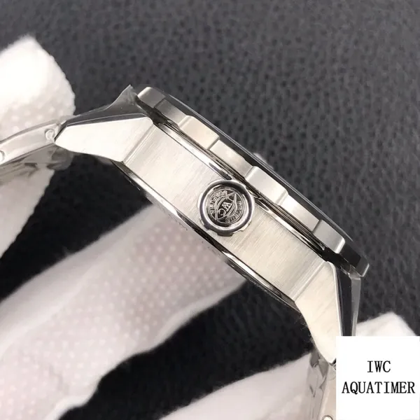 IWC-AQUATIMER-ref.IW329004-42mm - Image 7