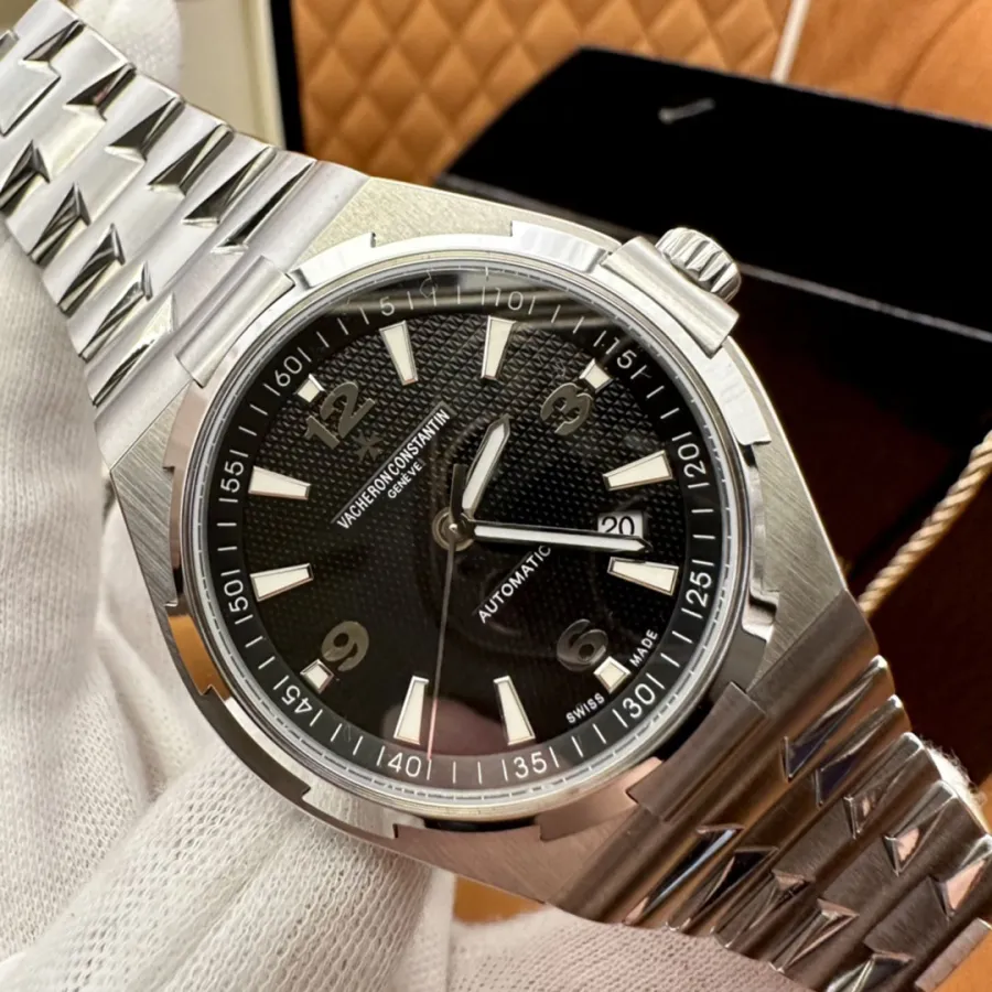 VACHERON CONSTANTIN-OVERSEAS-47040B01A-9094-41mm