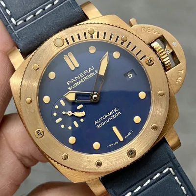 PANERAI-SUBMERSIBLE-PAM01074-42MM