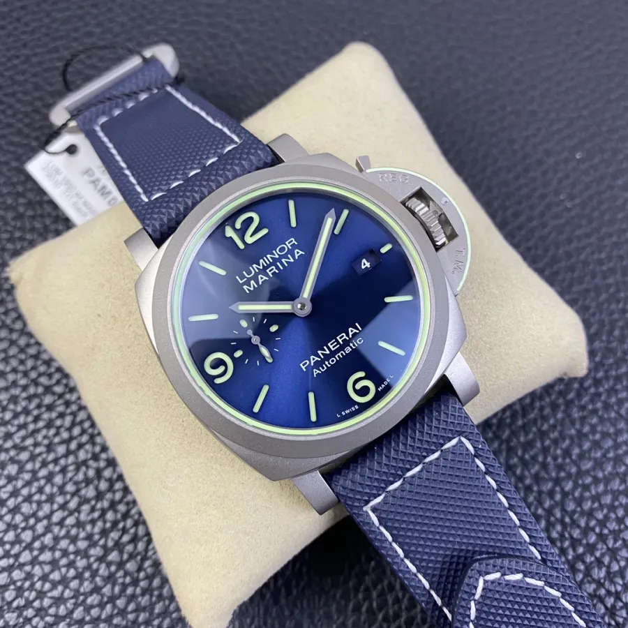 PANERAI-LUMINOR-PAM01117-44MM