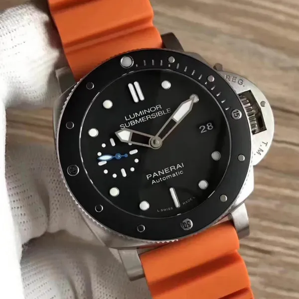 PANERAI-SUBMERSIBLE-PAM01389-47mm - Image 4