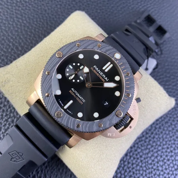 PANERAI-SUBMERSIBLE-PAM01070-44mm - Image 3