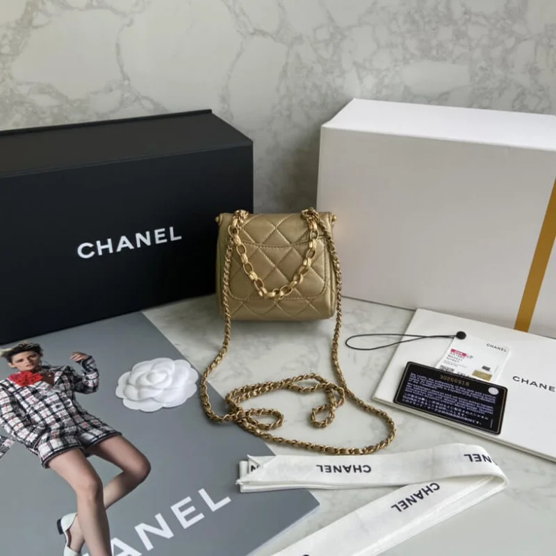 Chanel Small Lambskin Kiss-Lock Bag As1885