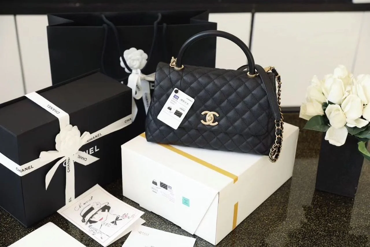 Chanel Large Flap Bag With Top Handle Black For Women, Womens Handbags, Shoulder And Crossbody Bags 11in/28cm A92991