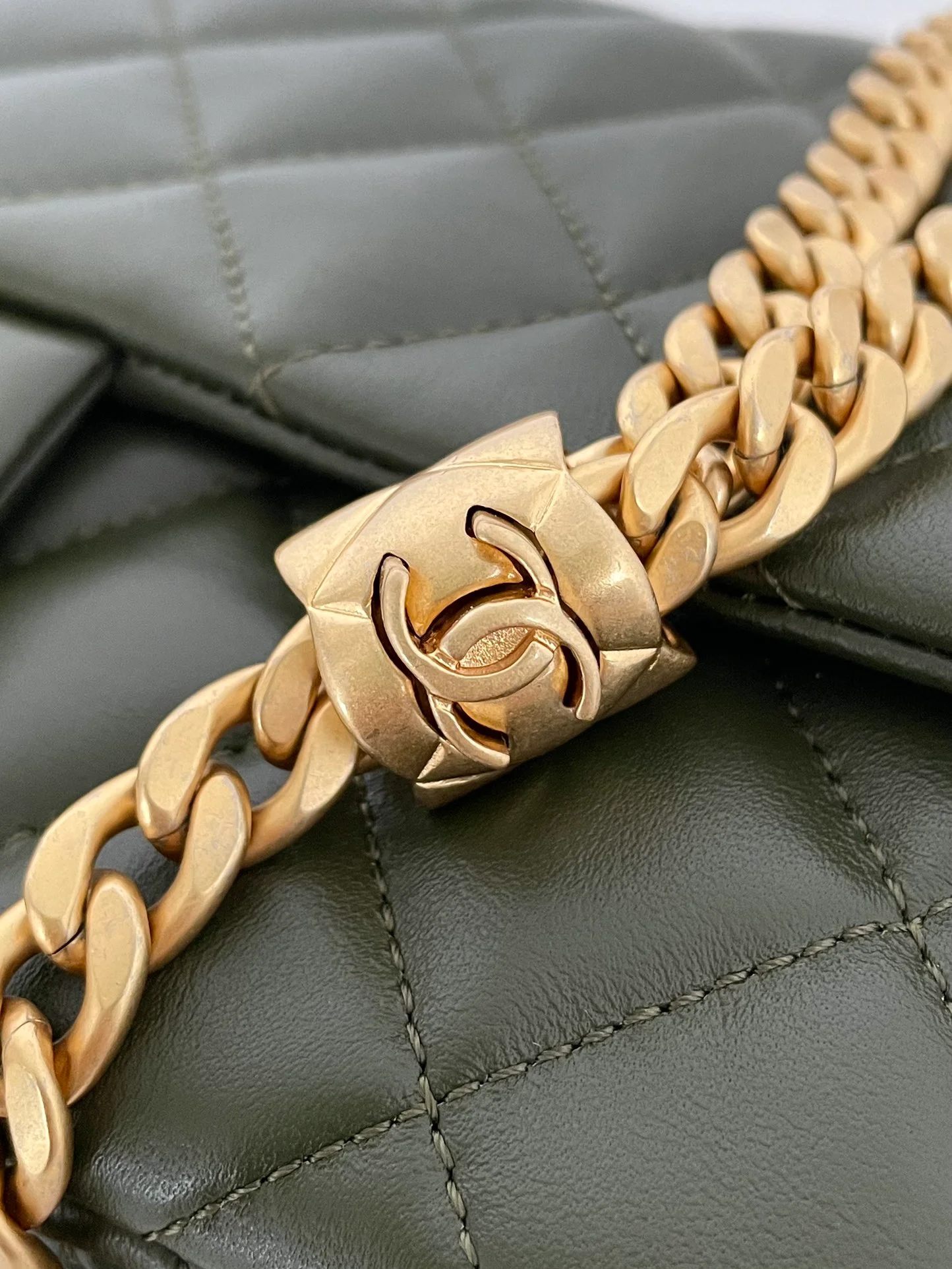 Chanel Small Flap Bag Green For Women, Women’s Bags 8.7in/22cm