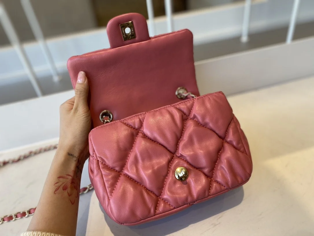 Chanel Small Flap Bag Gold Hardware Pink For Women, Women’s Handbags, Shoulder Bags 7.5in/19cm AS2232