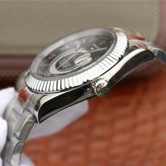 Sky-Dweller Black Dial 42mm