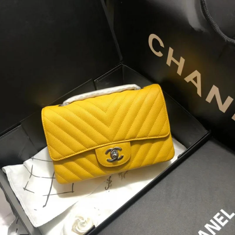 Chanel Chevron Caviar Leathe 20Cm Class-Flap Bag 1116