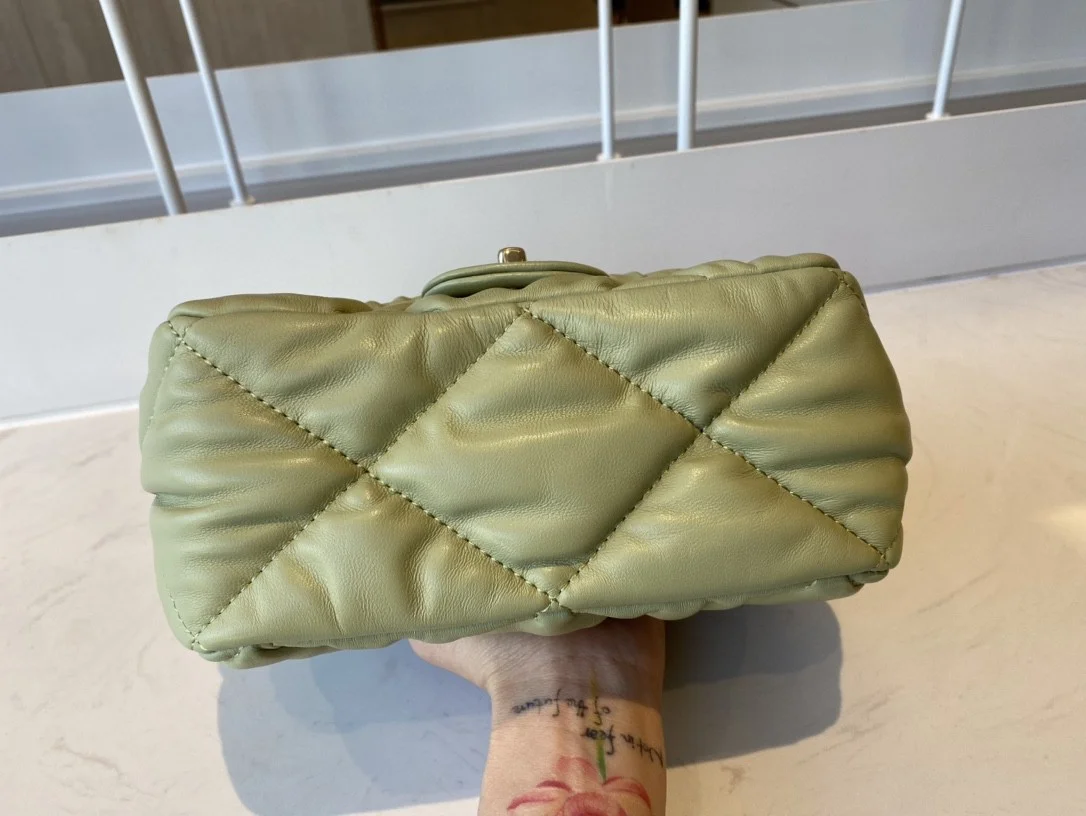 Chanel Small Flap Bag Gold Hardware Green For Women, Women’s Handbags, Shoulder Bags 7.5in/19cm AS2232